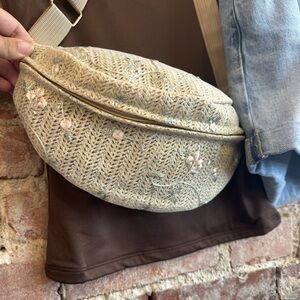 Elegant Beige Crossbody Bag
